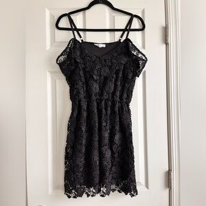 Jack BB Dakota off the shoulder lace black dress - Size M.